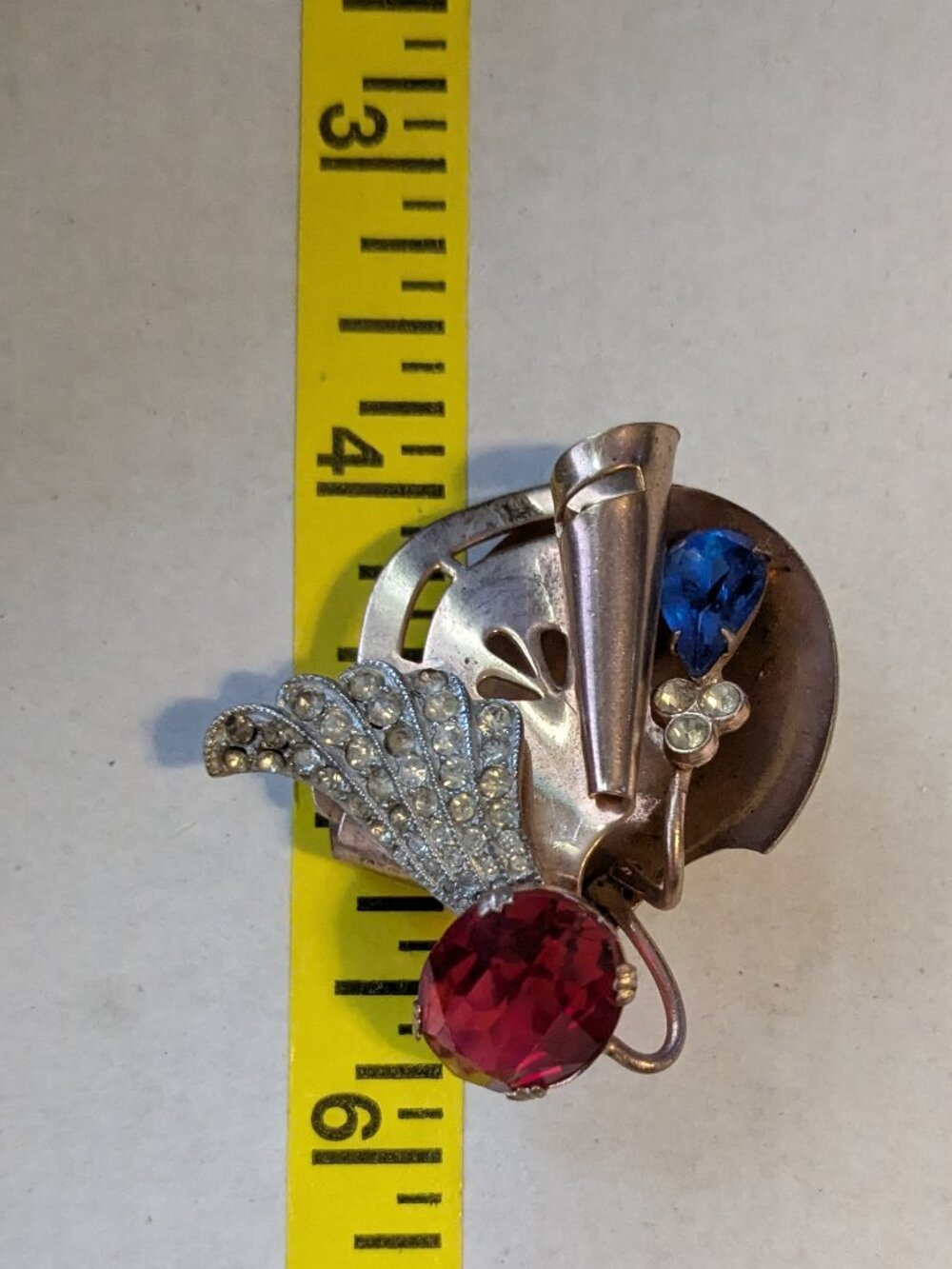 Unique Unique 1940's Gold Tone Red, White, Blue Rhinestone Brooch Pin